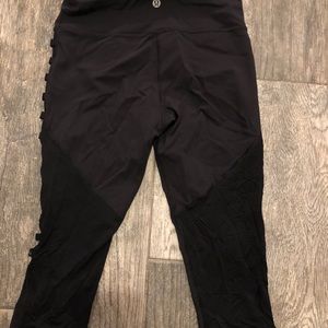 Lululemon Capri pants